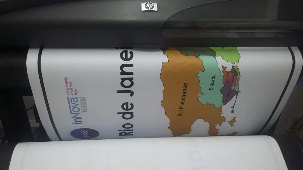 Plotagem de mapas e projetos em grande formato pela Live Printer